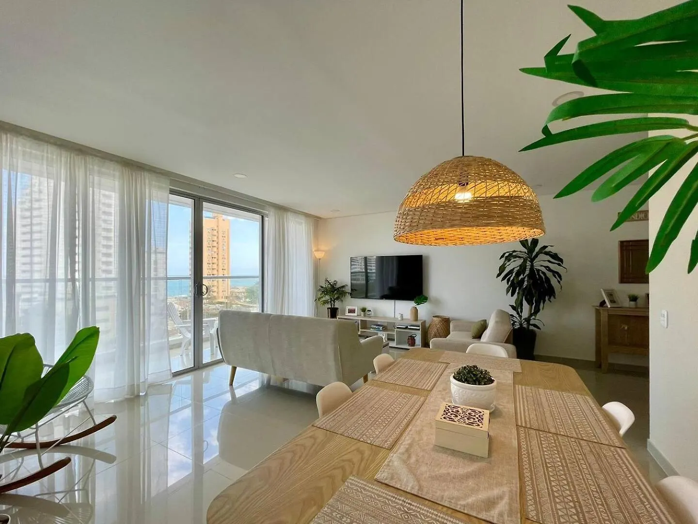 Moderno Y Amplio Apartamento Cerca A La Playa! Cartagena Colombia