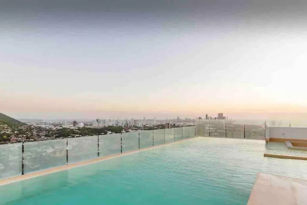 Moderno Y Amplio Apartamento Cerca A La Playa! Cartagena Apartment